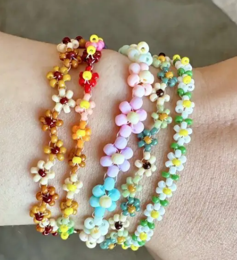 Adult Craft Night - Daisy Seed Bead Bracelets